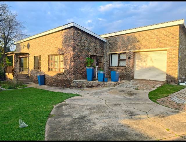 3 BEDROOM HOUSE FOR SALE IN WAVECREST
